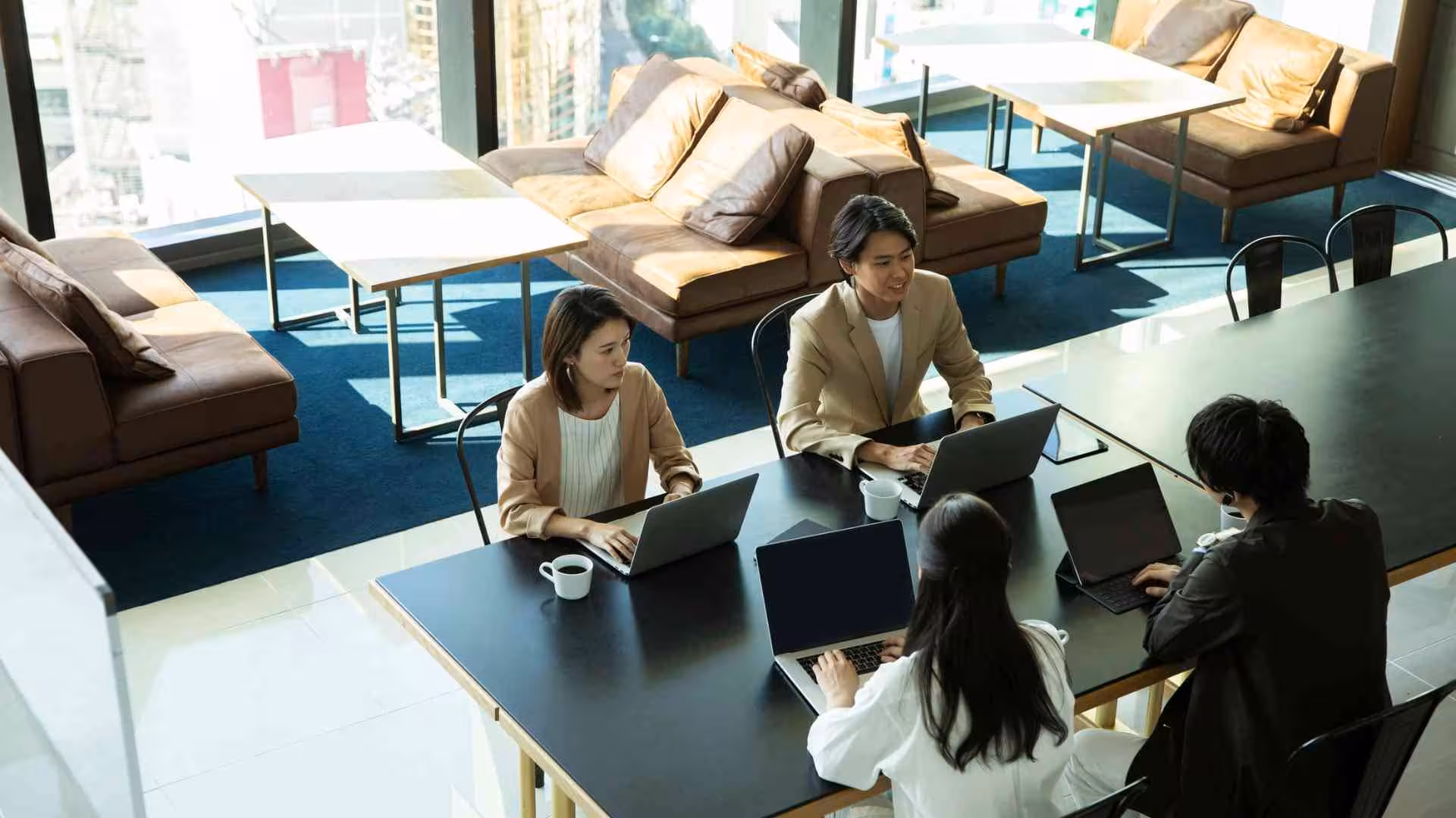 Jak firmy šetří náklady díky pronájmu obchodního týmu